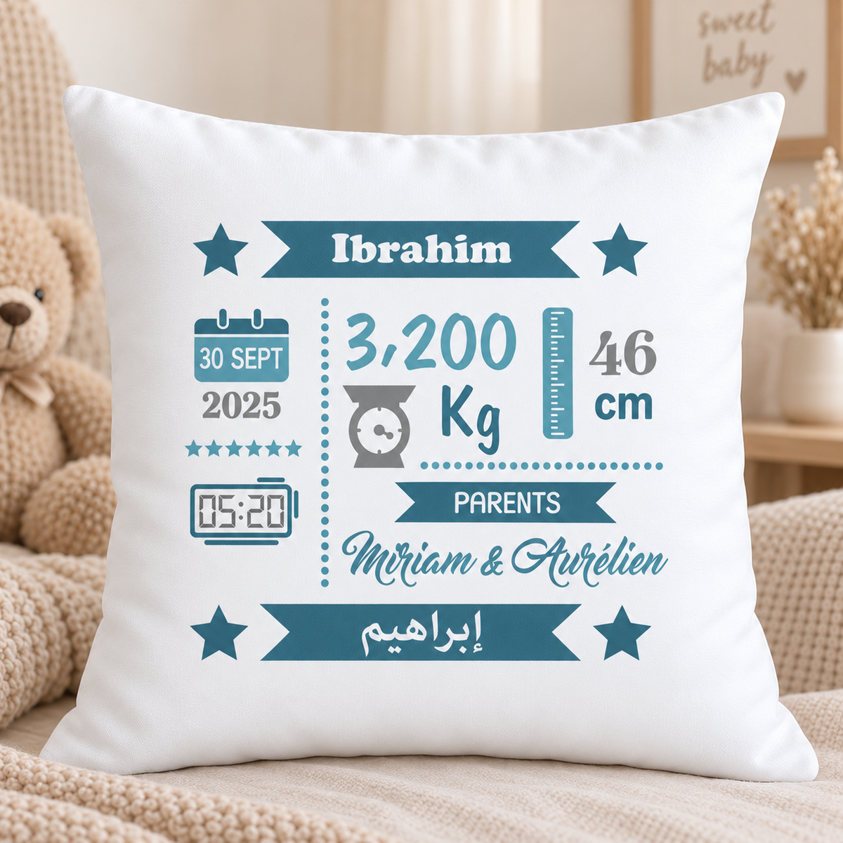 Coussin naissance personnalisé garçon – 40 × 40 cm